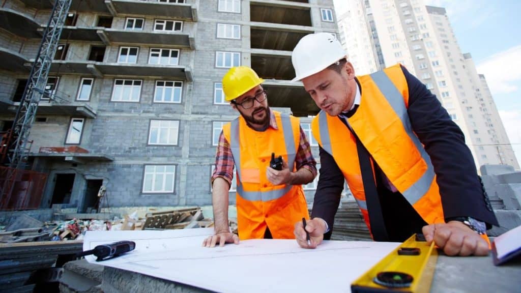 Why Hiring Local Builders Is Better for Your Construction Project