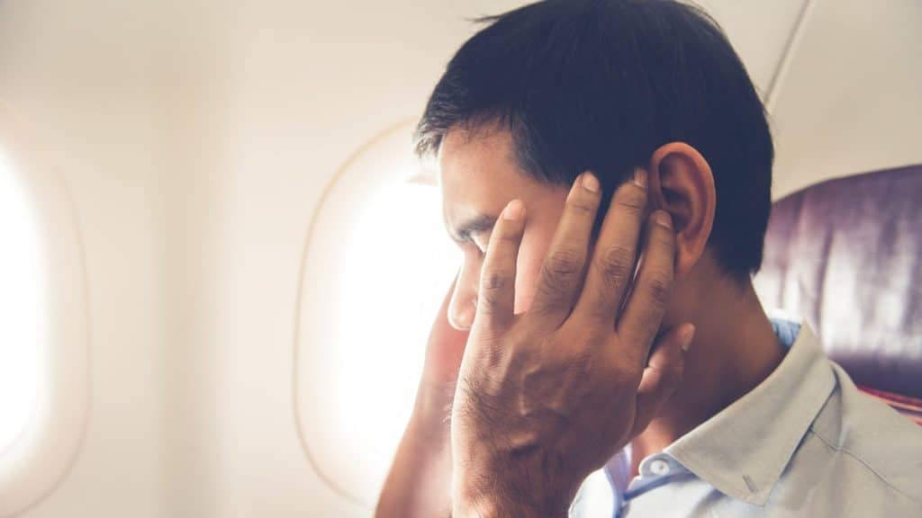 Why your ears hurt during flying the science behind air pressure and hearing