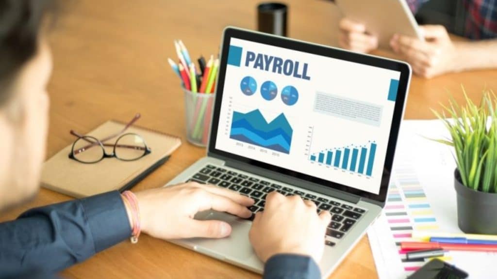 Avoid Payroll Pitfalls How Outsourcing Can Help Prevent Common Errors