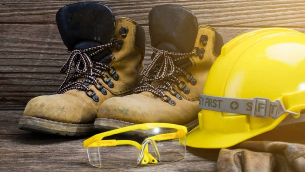 How Health and Safety Training Reduces Workplace Accidents in Utilities