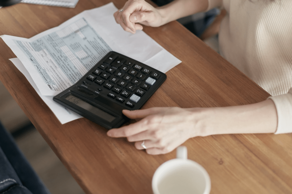 Everything You Need to Know About Estimating Gratuity in the UAE