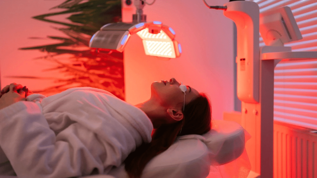 How Innovative Light Therapy Enhances Skin Firmness for a Youthful Appearance