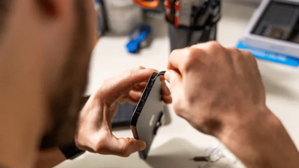Professional iPhone Repair Services in Australia Why iRepair Experts is the Smart Choice