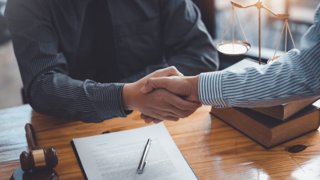 What Should You Expect From Your Family Law Attorney for Your Divorce Case in Los Angeles?