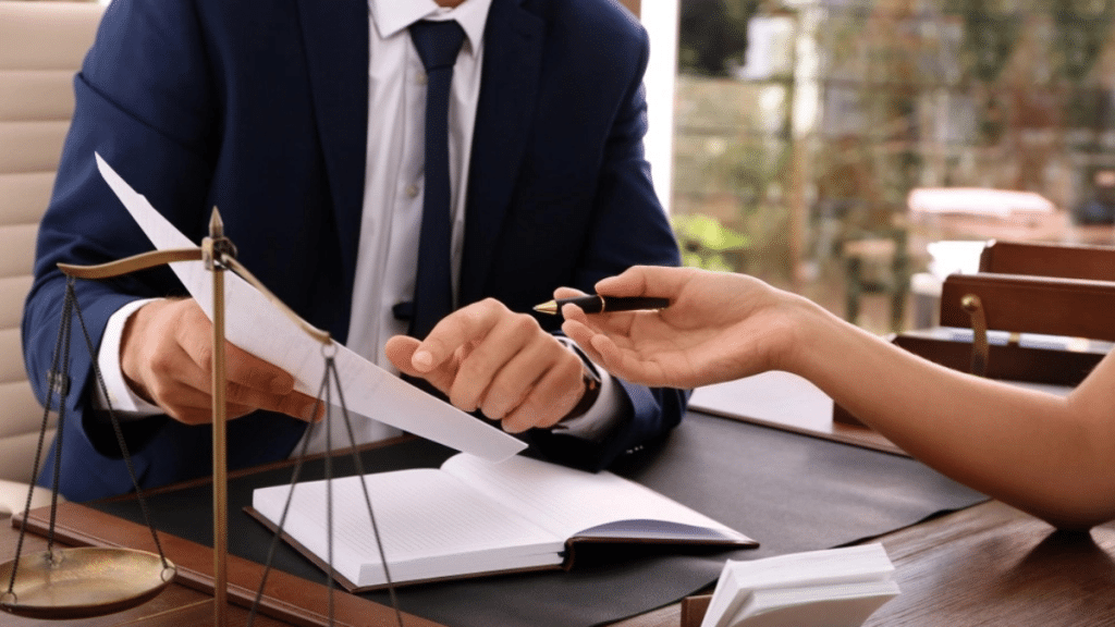 What You Should Know Before Hiring an Insurance Claim Lawyer in Fort Lauderdale