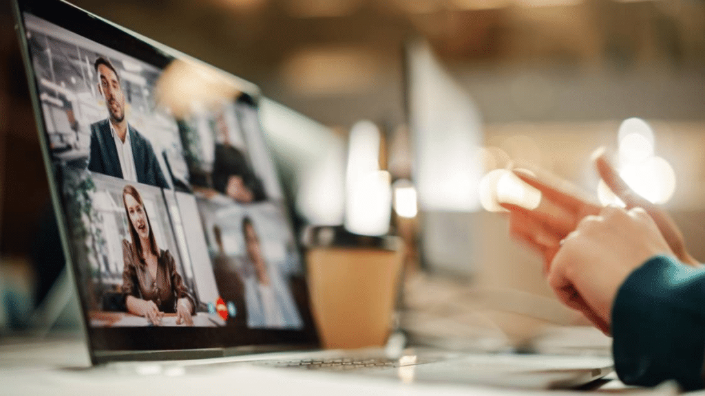 How The Internet Helps People Be Proud of Their True Selves