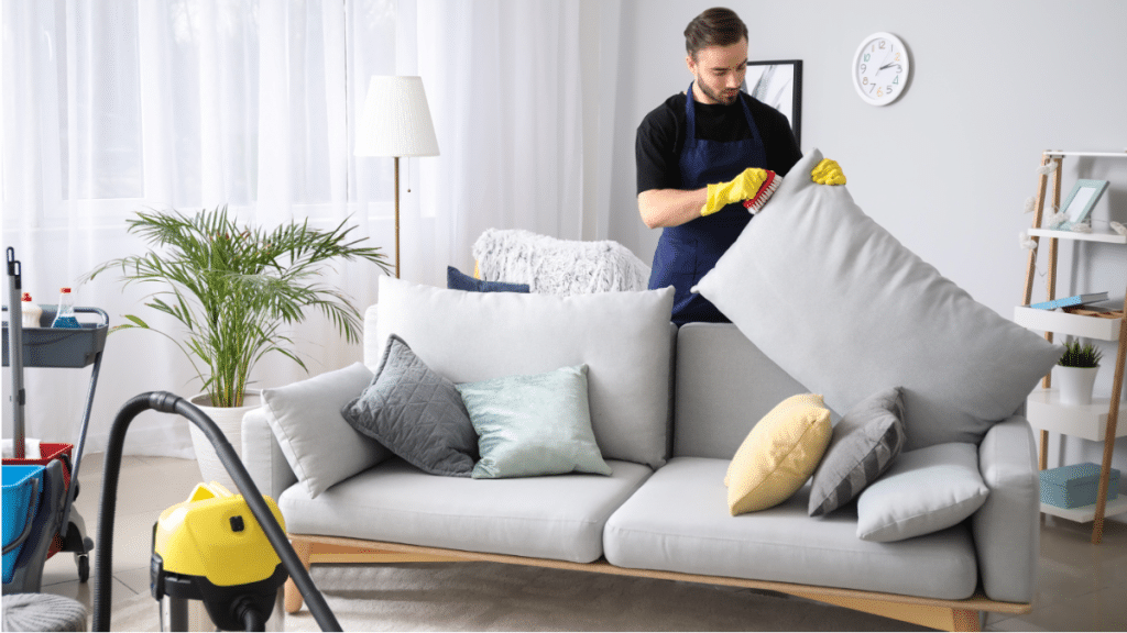 How to Keep Your Living Room Clean All Week Long