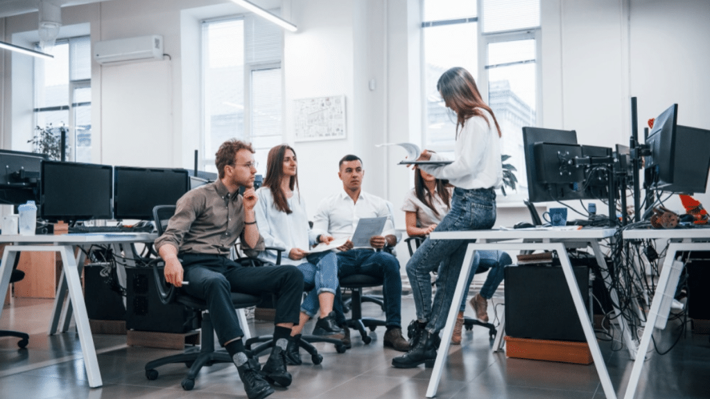 Startup Guide to Smart Outsourcing What to Keep In-House vs What to Delegate