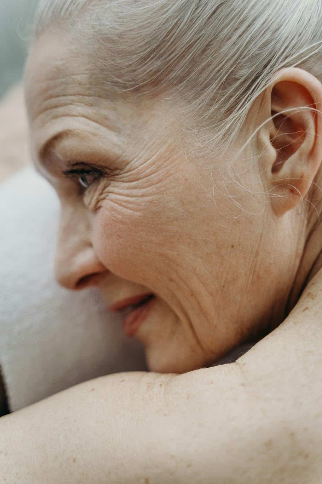 Healthy aging, energy, vitality, menopause, women