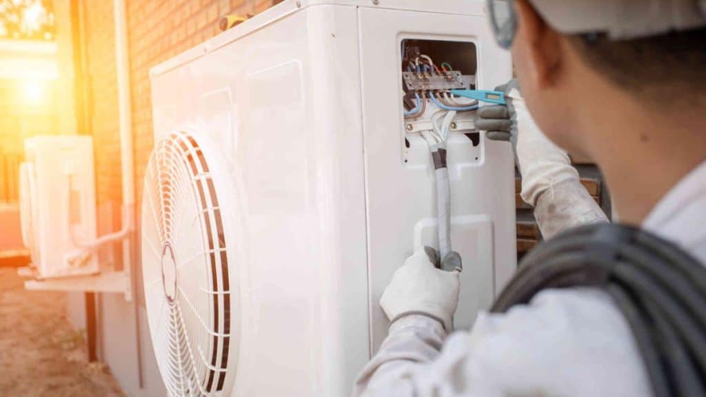 Essential Guide to Heat Pump Servicing and Seasonal Tune-Ups