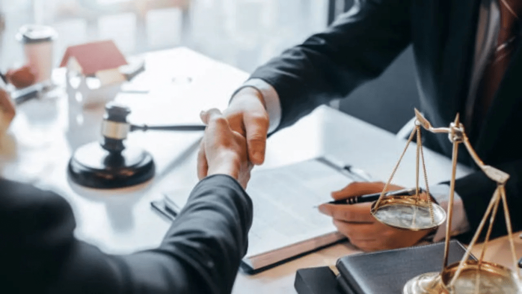 How a Birth Injury Lawyer Can Help Navigate Insurance Claims