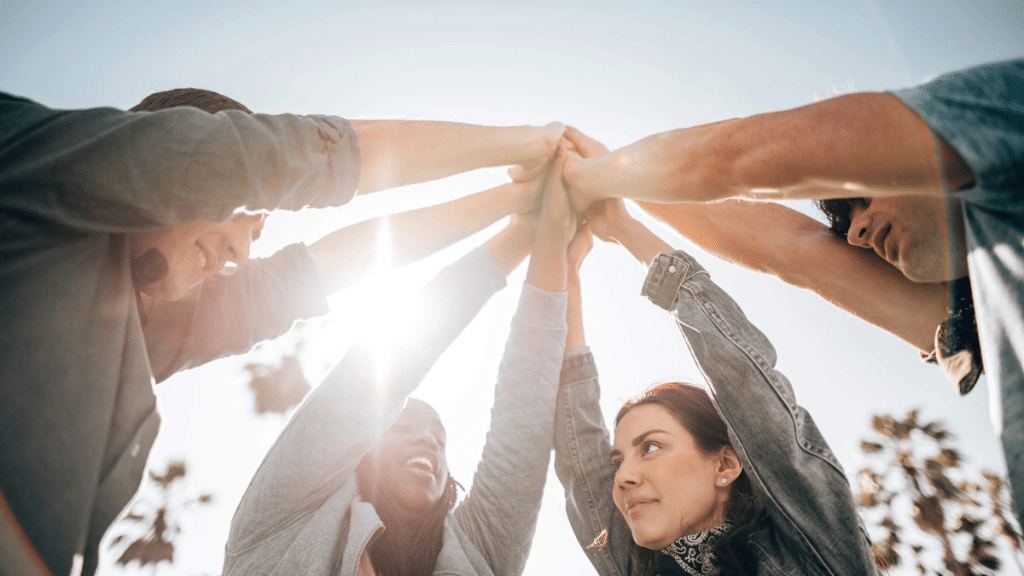 Peer-Powered Wellness How Community Health Sharing Networks Transform Care