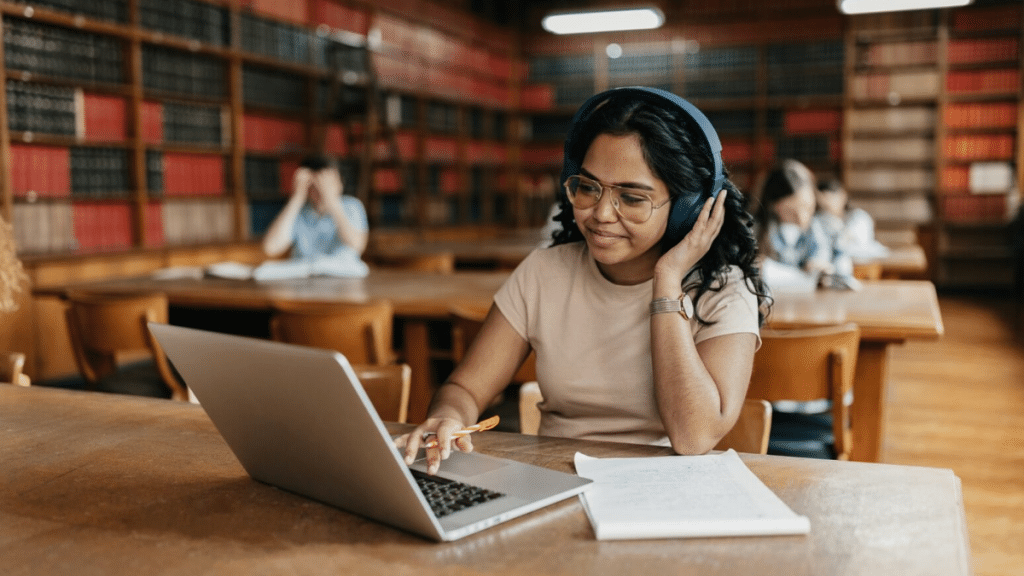 The Hidden Challenges of Online Learning & How Students Can Overcome Them