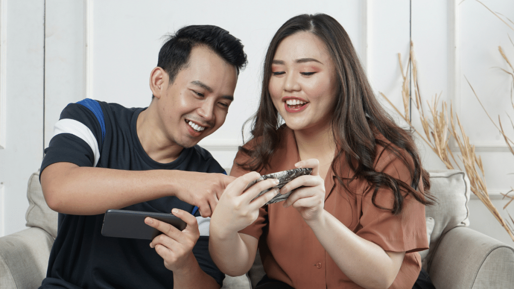 What Draws People to Online Gambling