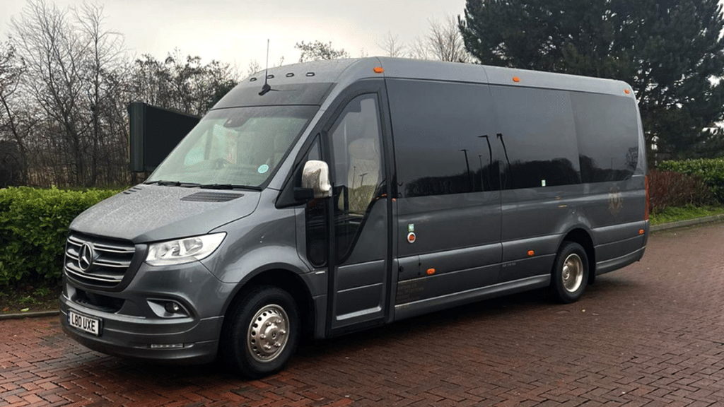 Why Luxury Minibus Hire Is the Smart Choice for Group Travel