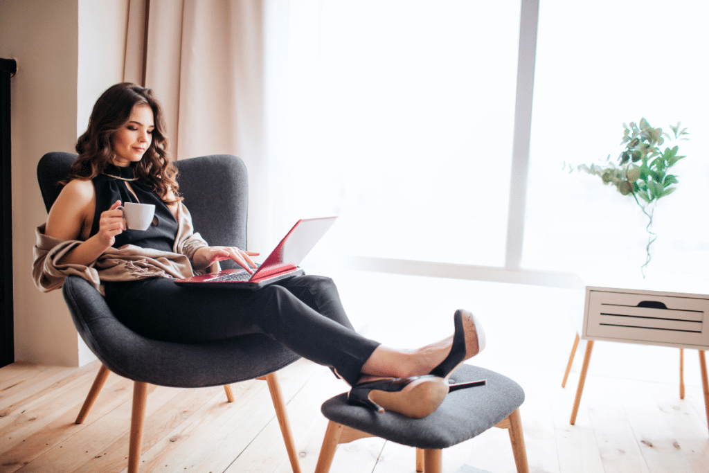 Employees Working Outside Traditional Work Hours: Making Us More Productive or Harming Productivity?