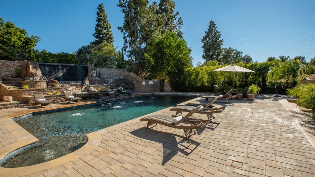 Top Rated Luxury Rehab Near Me High-End Healing That Lasts