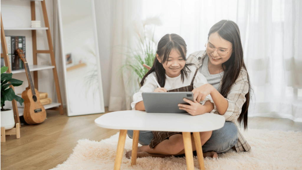 Why More People Are Choosing Digital Marketing Side Hustles Over Traditional Remote Jobs