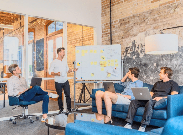 Maximizing Your ROI: Why Partnering With a Digital Marketing Agency is Key making