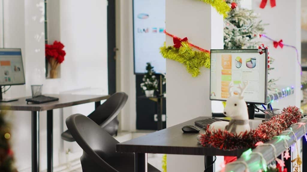 Step-by-Step Guide to Planning Your Business Holiday Decorations Image 1 of Step-by-Step Guide to Planning Your Business Holiday Decorations