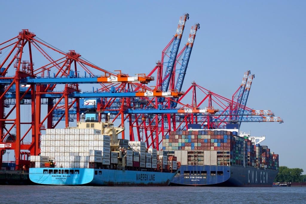 Image 1 of How Freight Forwarders Manage Ocean Cargo Efficiently