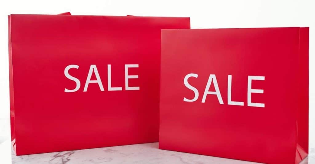 Image 1 of How Inflation Is Reshaping Consumer Spending on Everyday Luxuries