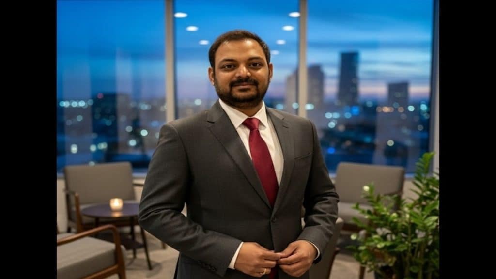 Image 1 of The Database Innovator Revolutionizing Finance One Transaction at a Time