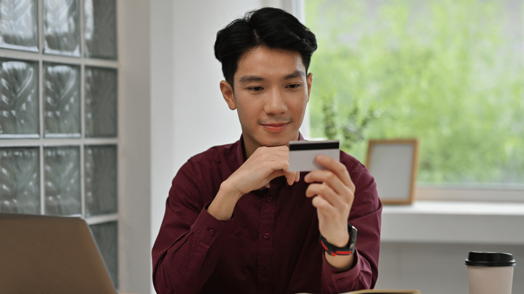 Image 1 of Rebuilding Your Credit in Your 20s: A Practical Guide for Young Professionals