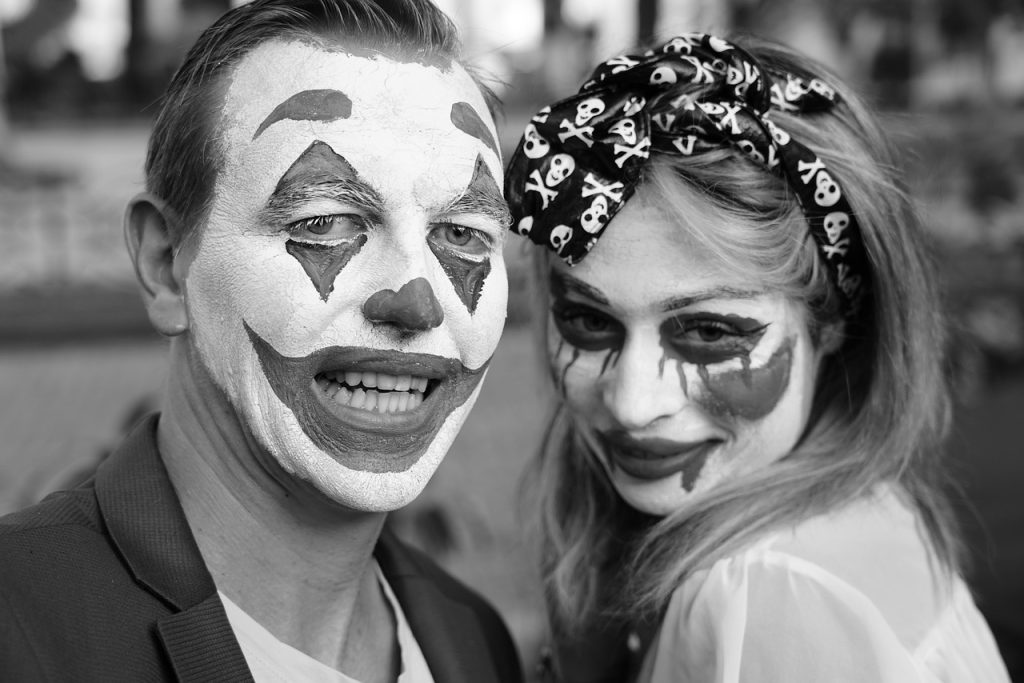 What Makes Halloween Costumes Look Cheap Or Convincing