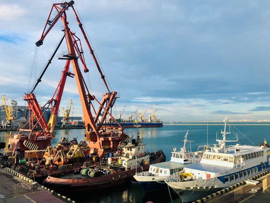 heavy rigging operations for large scale machinery - Industrial Contracting and Equipment