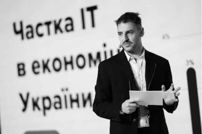 Serhiy Tokarev spoke about DIY “Beehives” and a free guidebook for STEM centres