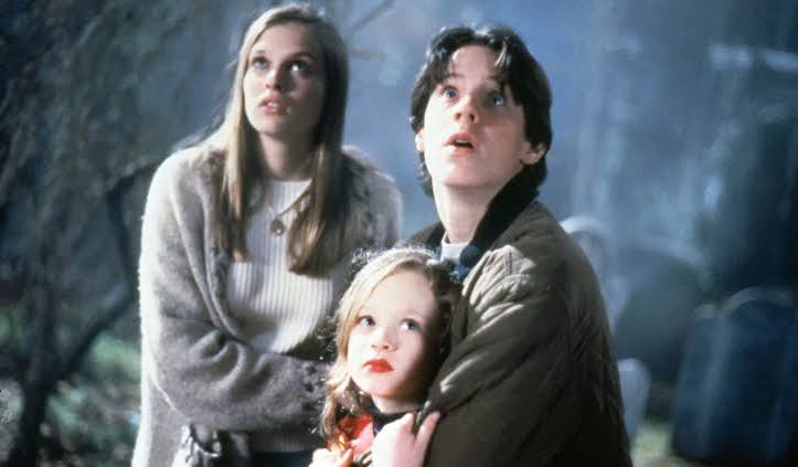 Hocus Pocus Cast: Characters and Cast Members Hocus Pocus Cast: Characters and Cast Members