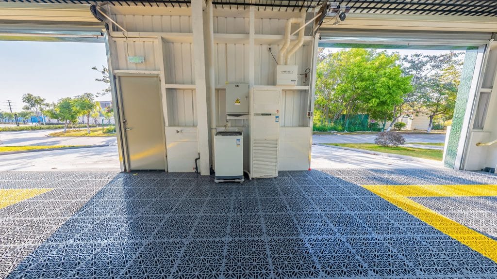 Modern Alternatives to Garage Epoxy Flooring: Durable, Stylish Options for Your Space